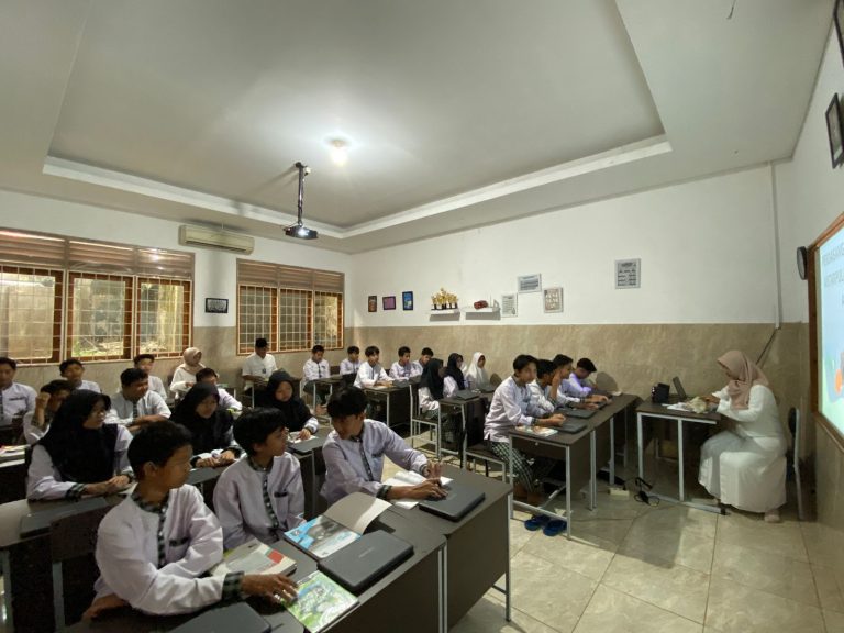 Biaya SMP di Bandung