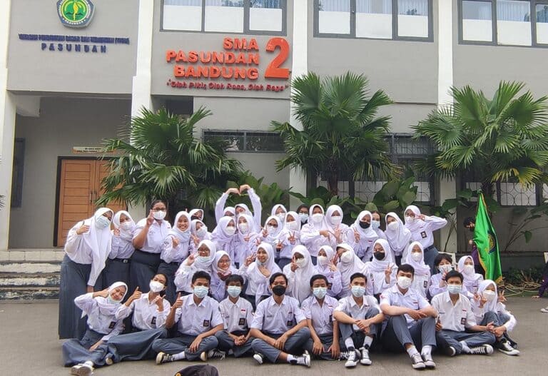 biaya masuk SMA Pasundan 2 Bandung 